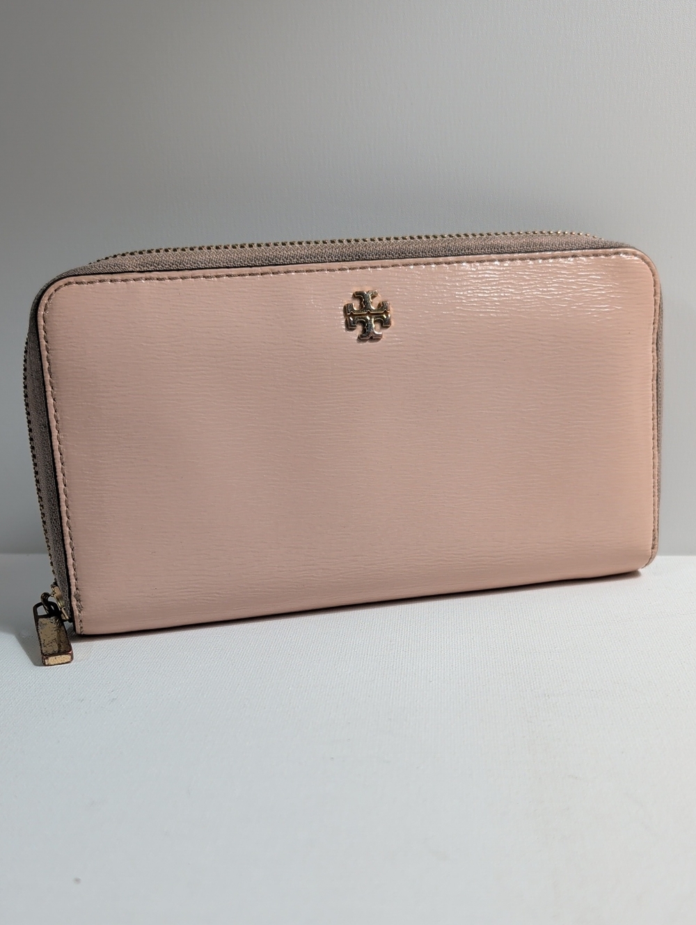 Tory Burch Robinson Zip Continental Wallet in Blush Pink